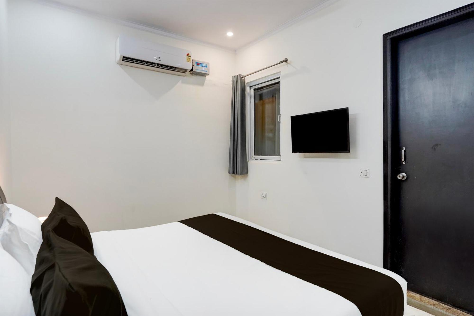 Super Townhouse Sector 53 Golf Course Road Leilighet Gurgaon Eksteriør bilde