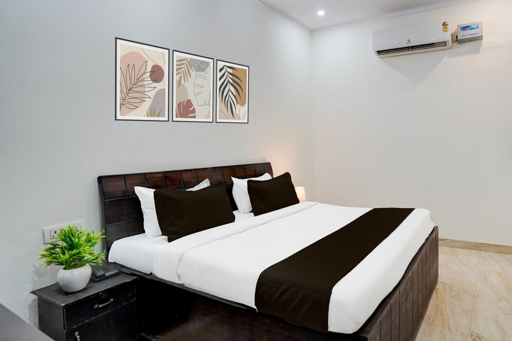 Super Townhouse Sector 53 Golf Course Road Leilighet Gurgaon Eksteriør bilde
